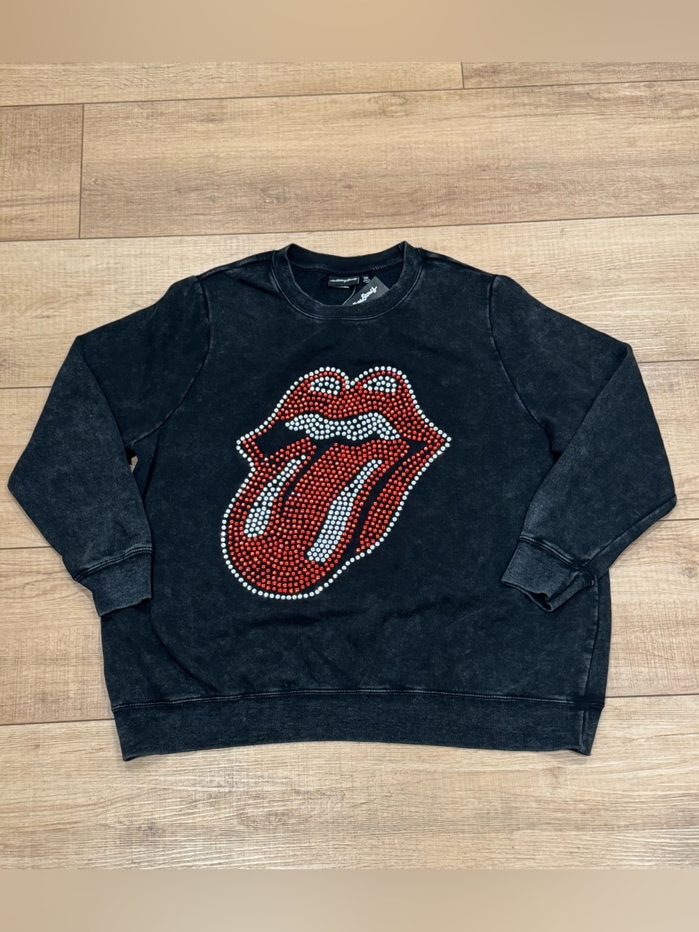 NWT The Rolling Stones Rhinestone Tongue Logo Acid Wash Sweatshirt 2X